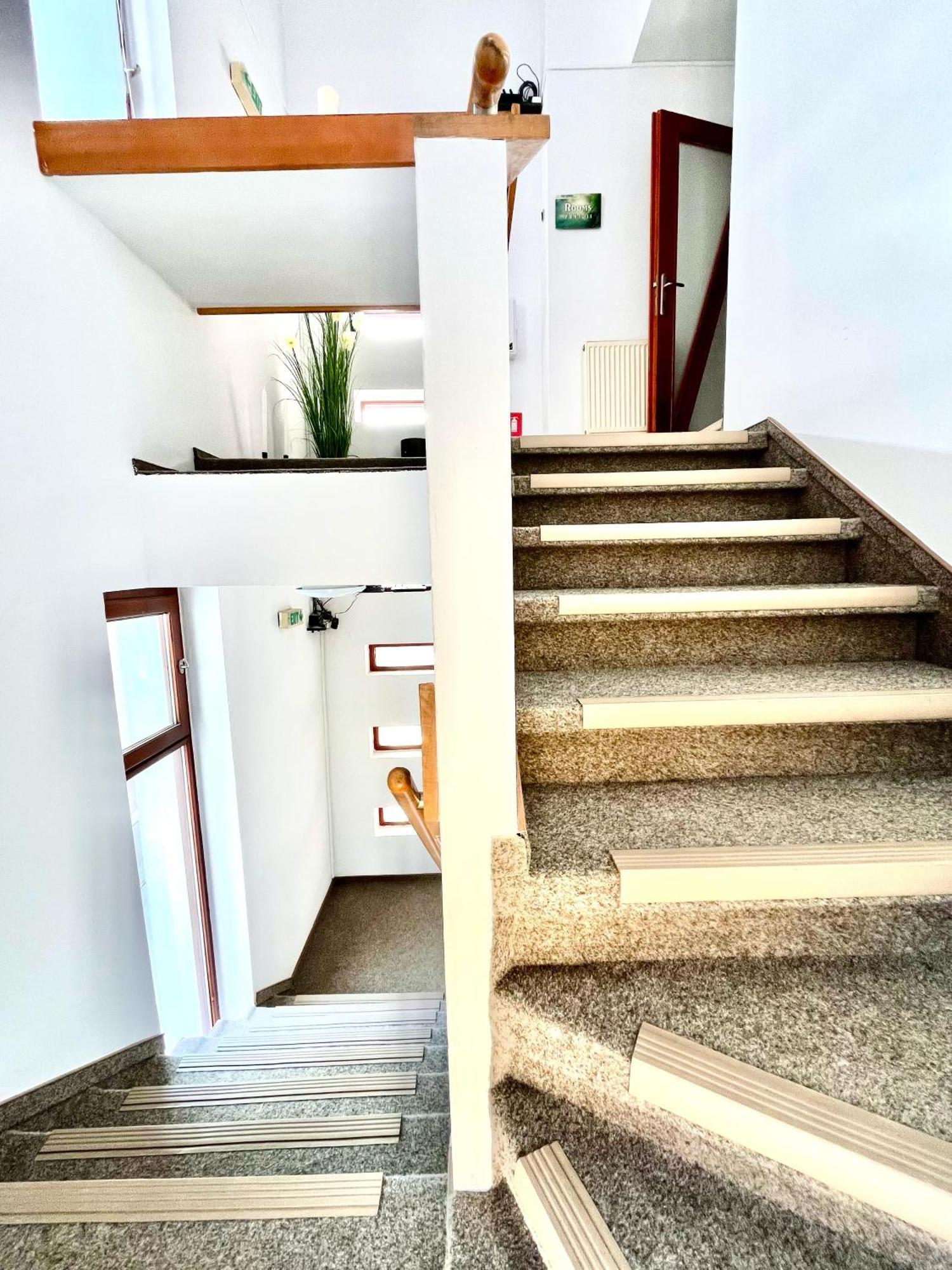 Cozy Hideout - Condo Hotel Timişoara Extérieur photo