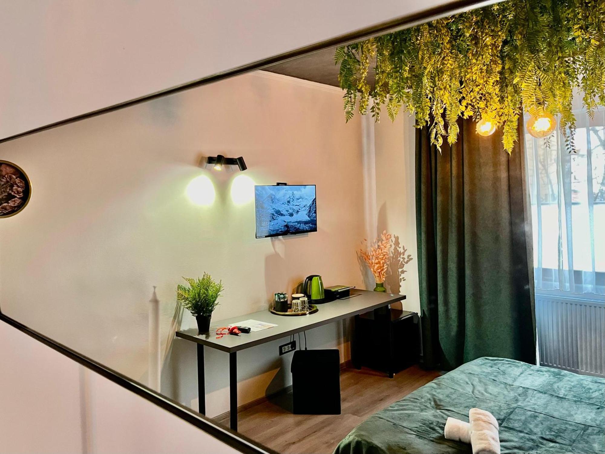 Cozy Hideout - Condo Hotel Timişoara Extérieur photo